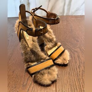 Miu Miu mink fur enamel strap Shoes size 38, US 7.5